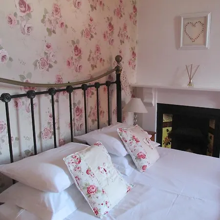 Birtley House * 로빈후즈베이